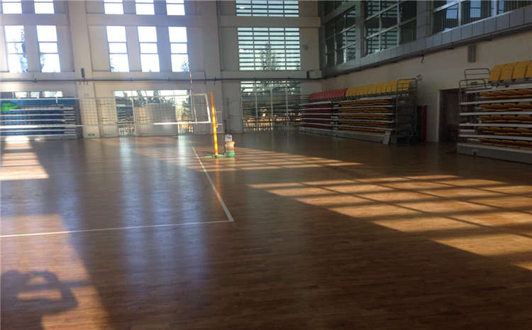 福建企口體育木地板**品牌