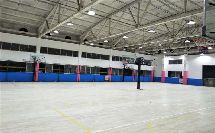 楓樺木木地板籃球館批發