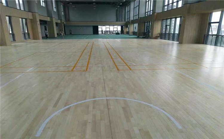 楓木羽毛球館木地板雙層龍骨結構