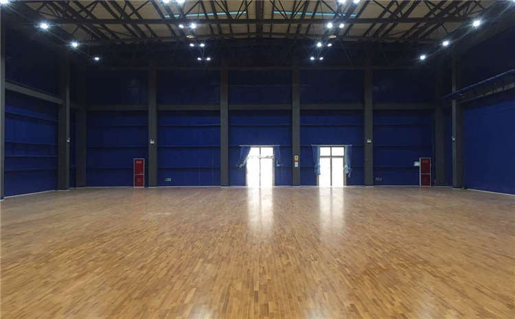 五角楓籃球場實木地板規格