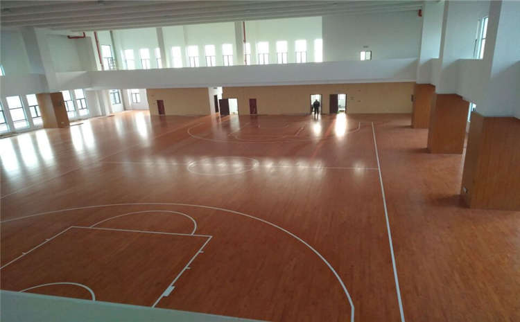 體育館地板什么材料